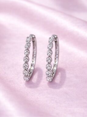 Sterling Silver 925 CZ Crystal Hoop Earrings Oval